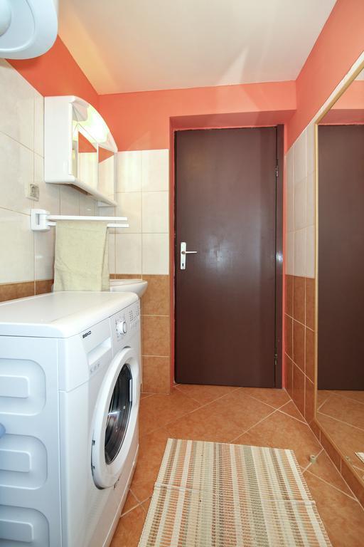 Tiho'S Apartments Сплит Экстерьер фото